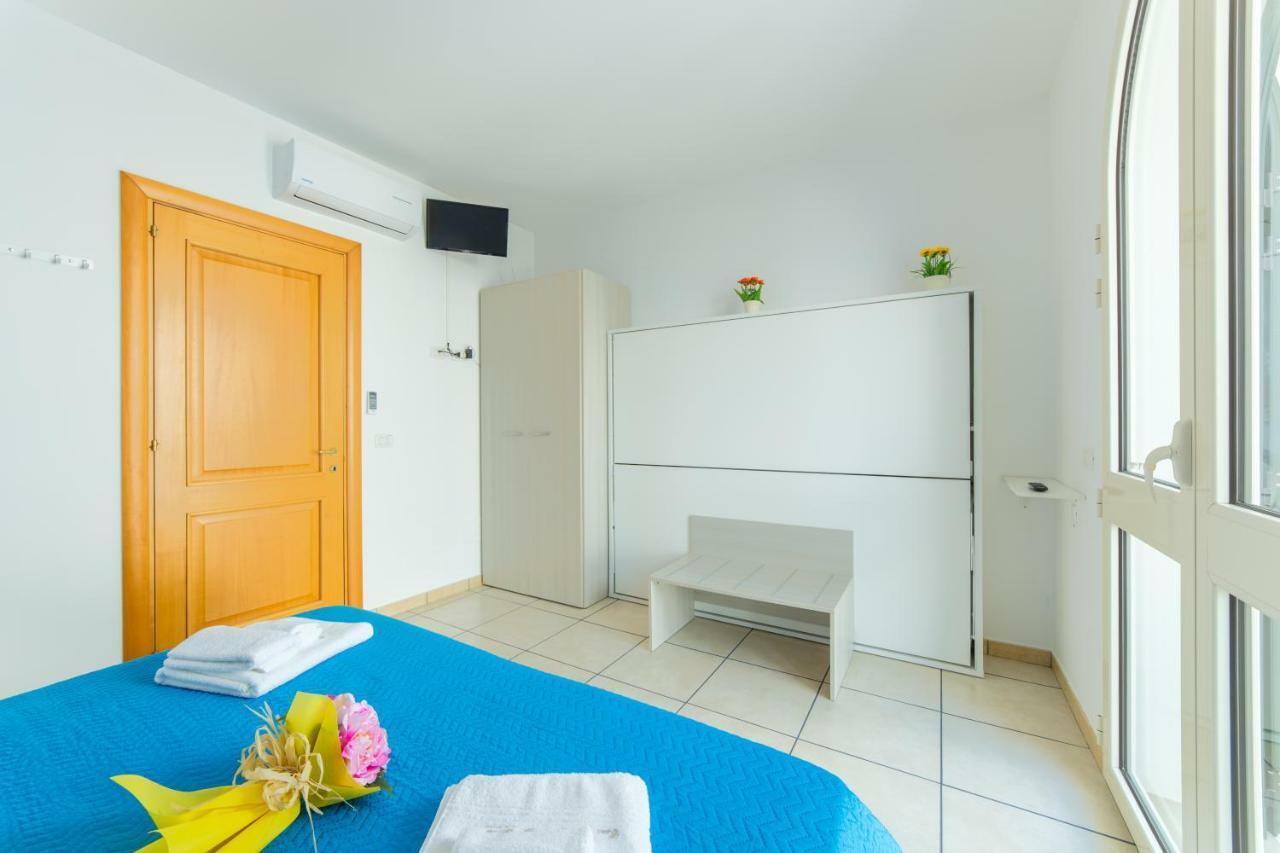 Casa Vacanze Dei Bacini Порто-Чезарео Екстер'єр фото